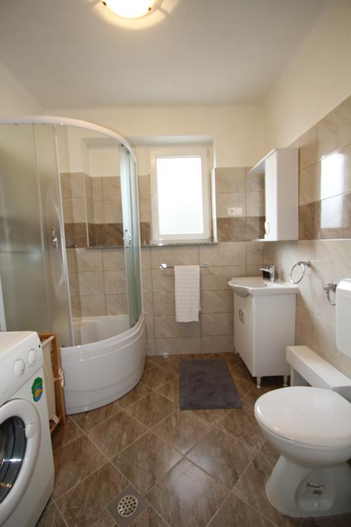 Lovrin Apartmán Zadar